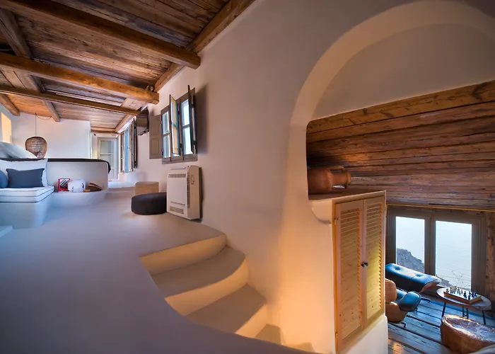 Sophia Luxury Suites