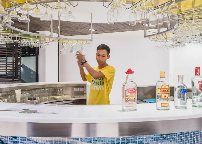 Golden Tulip Pattaya Beachfront Resort