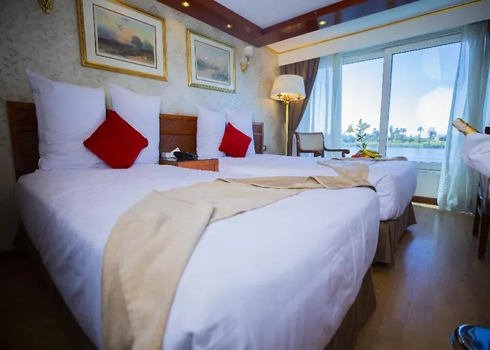 Hotel Bule Shadow III Nagaa Al Fuqani