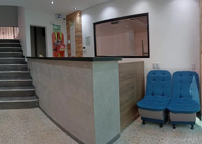Hotel Everest Chia Oficial