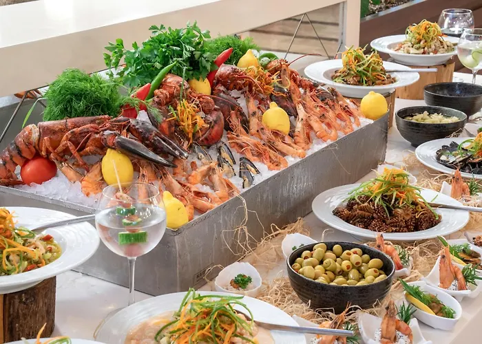 Cratos Premium Hotel Casino & Spa Kazaphani