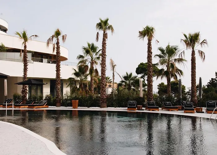 White Hill Hotel, Spa & Conferences Durrës