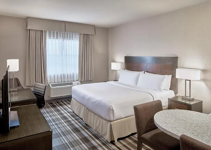 Fairfield Inn & Suites By Marriott Airdrie