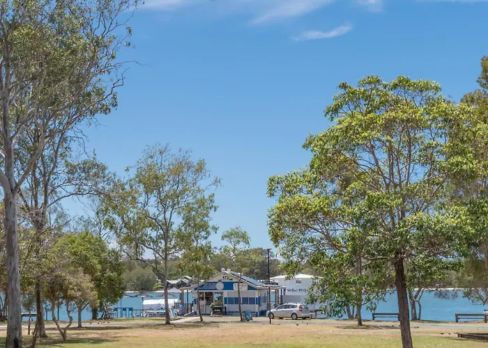Sandy Beach Resort Noosaville