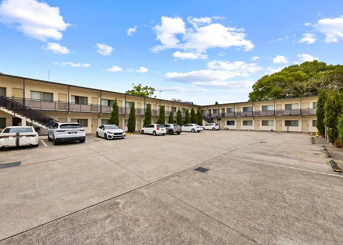 Westside Motor Inn