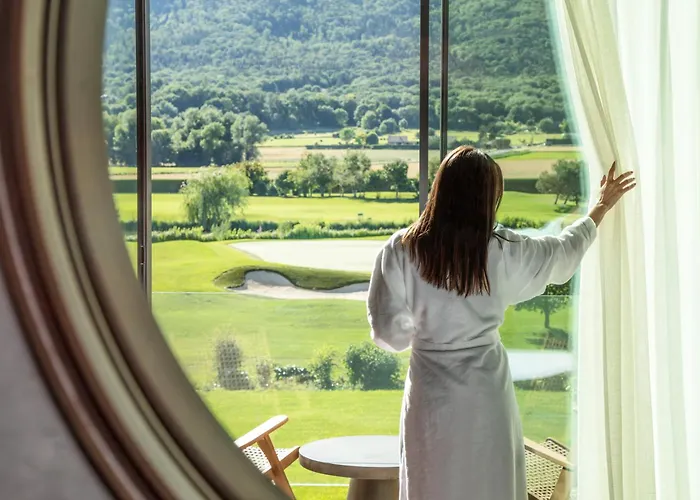 Jiva Hill Resort - Genève Crozet