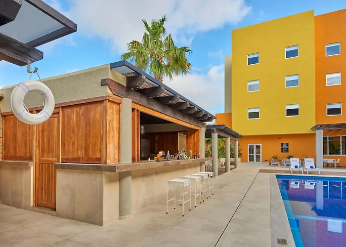 City Express Suites By Marriott Cabo San Lucas