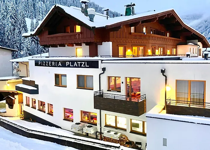 Aparthotel Dorfplatzl Garni Apartments & B&B