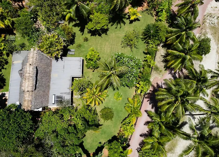 Anse Lazio Lodge