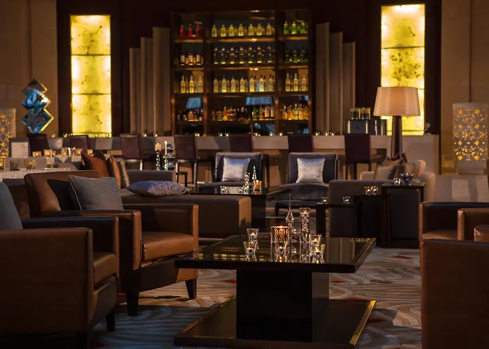 Renaissance Tianjin Lakeview Hotel