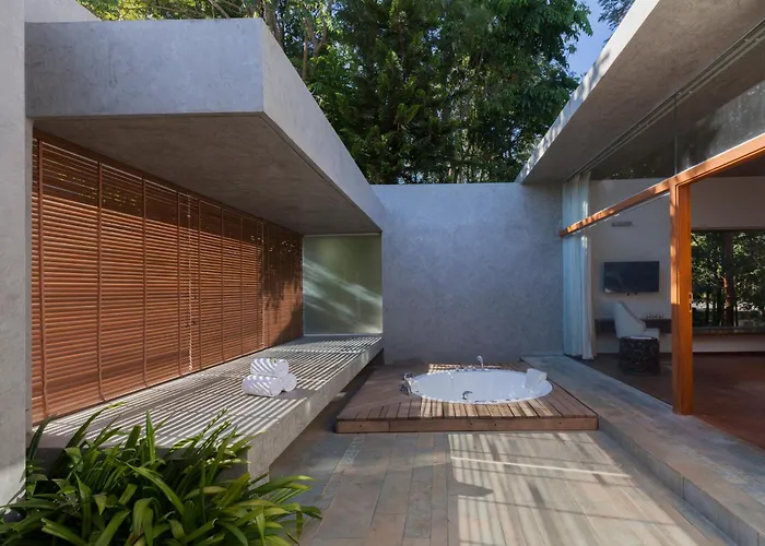 Java Rain Resort