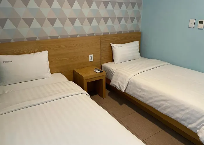 Top Hotel & Residence