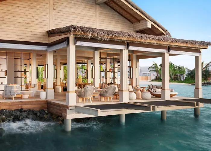 Hilton Maldives Amingiri Resort & Spa Male
