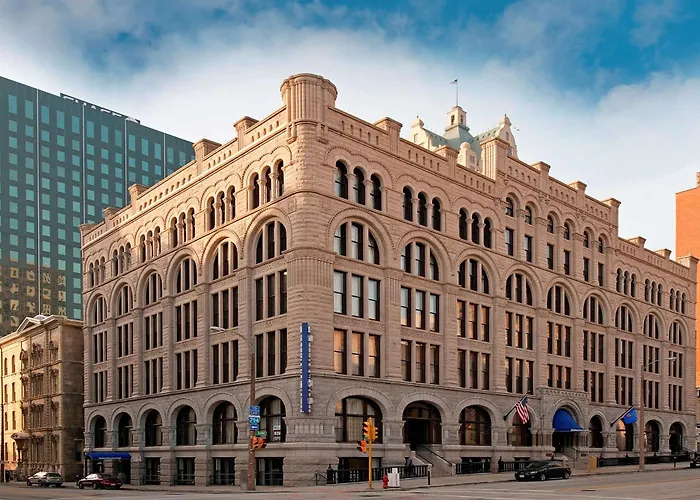 Hilton Garden Inn Milwaukee Downtown