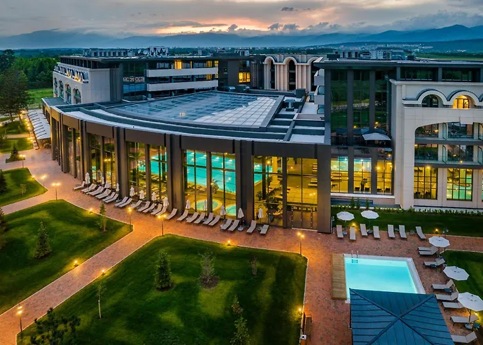 Kings' Valley Medical & Spa Hotel