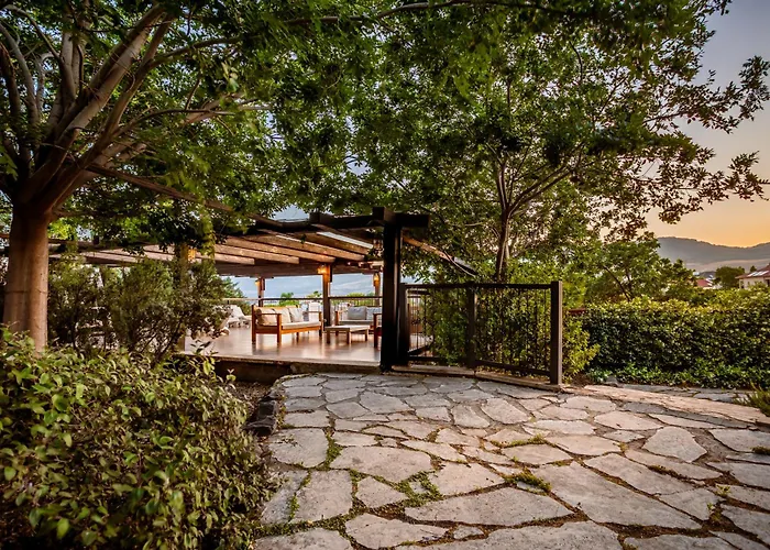 Grand Vista Boutique Hotel And Spa Yuval