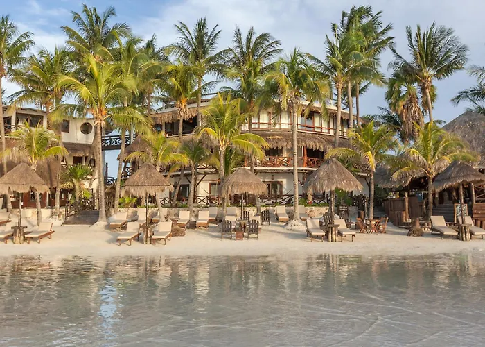 Beachfront Hotel La Palapa - Adults Only