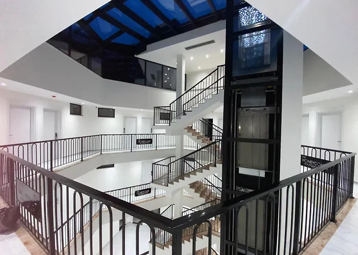 The Honeycomb Boutique Hotel Golem 