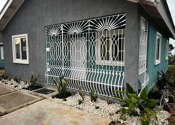 Sky View Villas @ Edmund Ridge Estate
