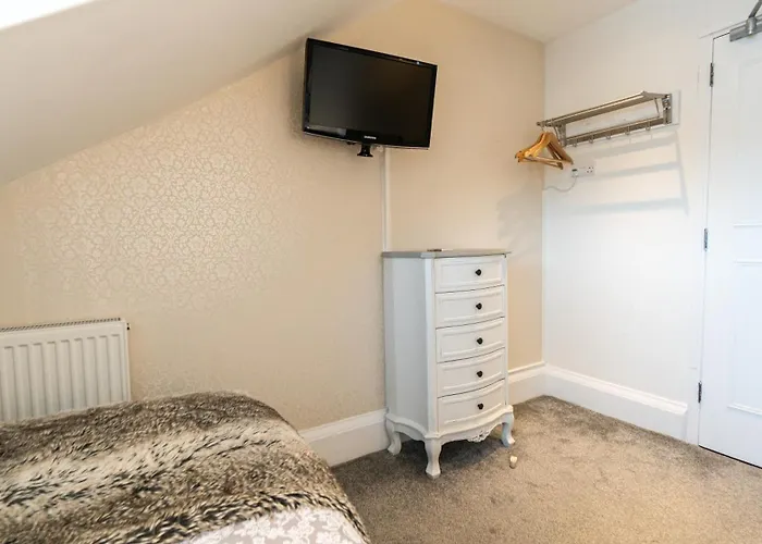Trefoil Guest House