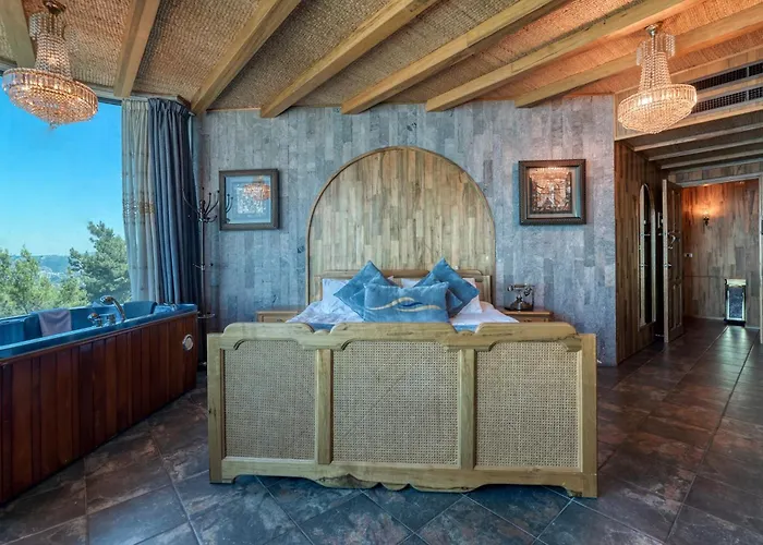 Bay Lodge Boutique Hotel