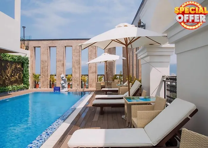 Danaciti Hotel