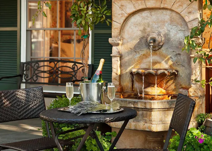 Lavender Inn By The Sea