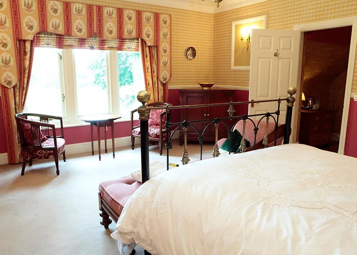 Plas Y Dderwen Bed And Breakfast