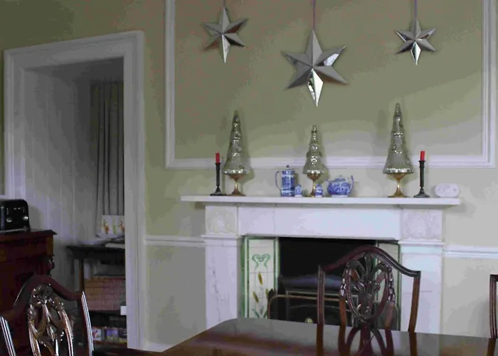 Bank House B And B