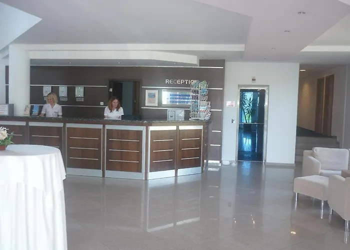 Sineva Beach Hotel