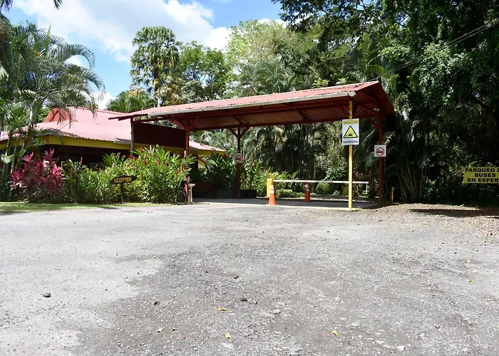 Hotel Arenal Country Inn