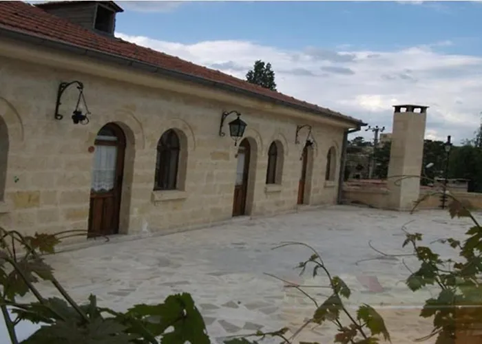 Jerveni Cave Hotel