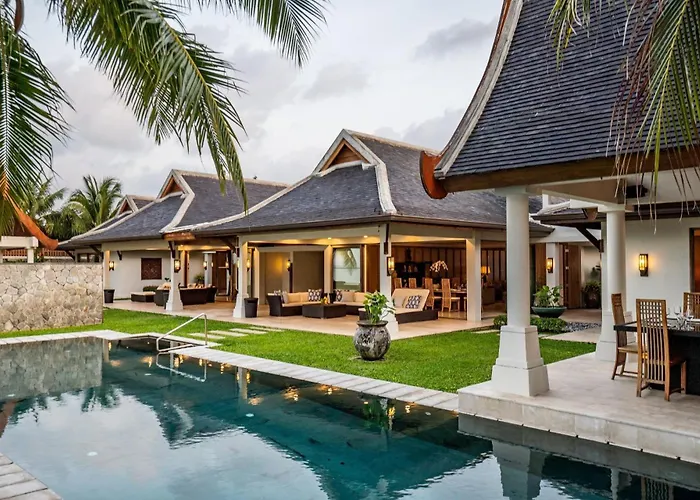 Miskawaan Beachfront Villas