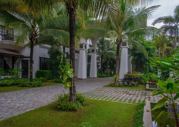 Lotus Blanc Hotel