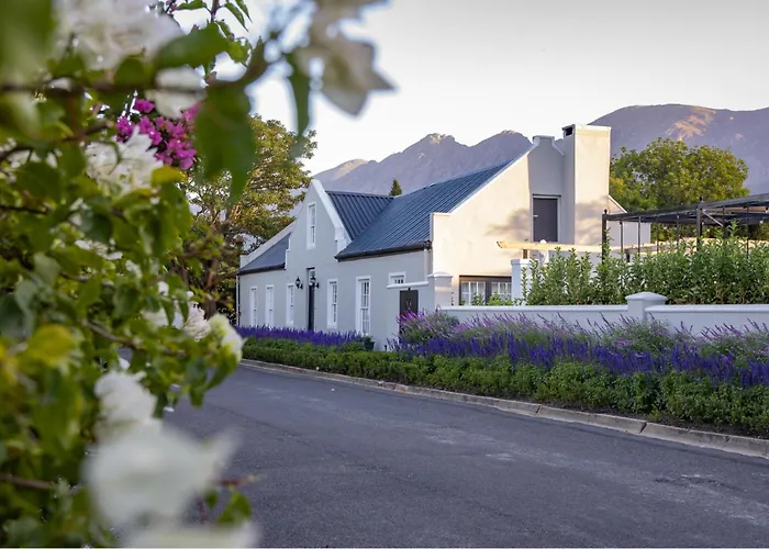 Macaron Boutique Guest House