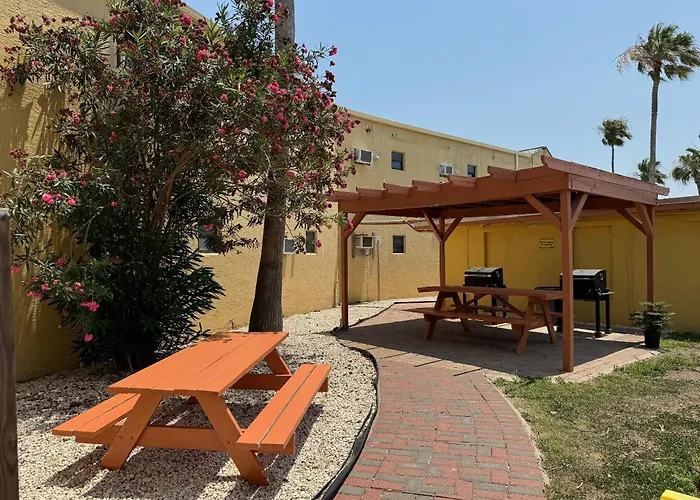 Southwind Inn