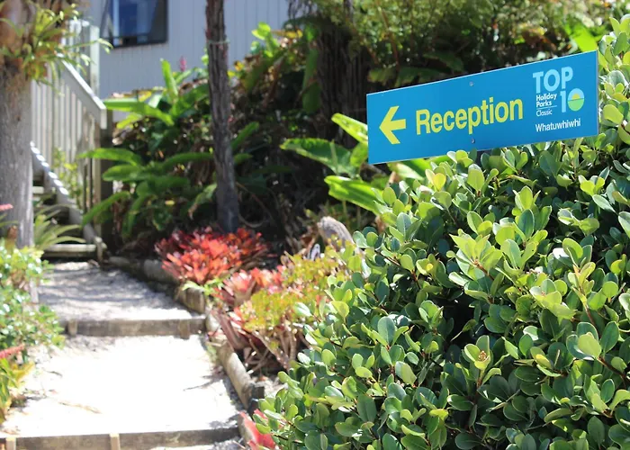 Whatuwhiwhi Top 10 Holiday Park