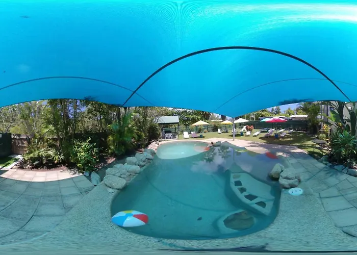 Magnetic Sunsets Resort