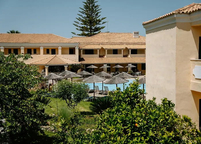 Karavostasi Beach Hotel