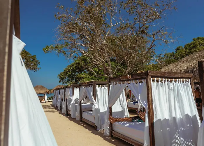 Bora Bora Beach Club Cartagena Isla Grande 