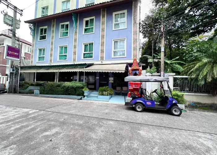 Sawasdee Hotel @ Sukhumvit Soi 8