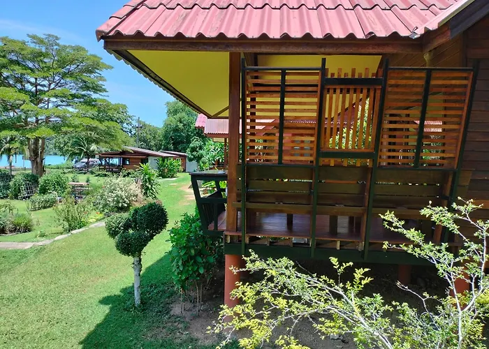 Suntisook Resort