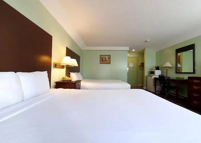 Cloud 9 Inn