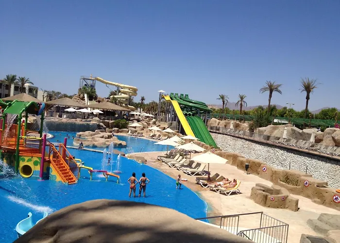 Reef Oasis Beach Resort