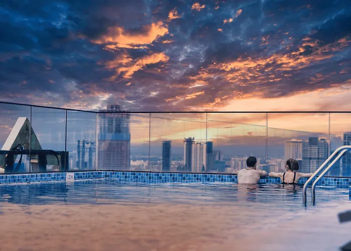 Luxcity Hotel & Apartment