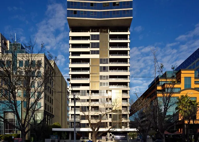 Oaks Melbourne St Kilda Road Hotel