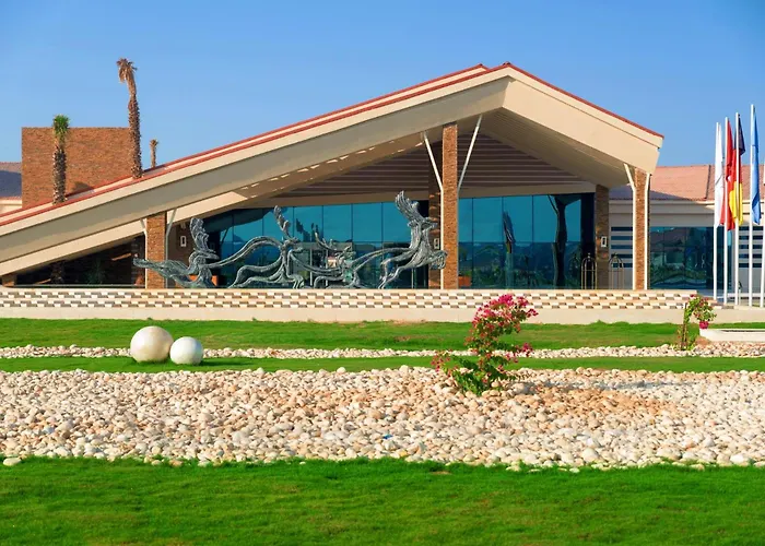 Pickalbatros Sea World Resort - Marsa Alam- "Aqua Park"