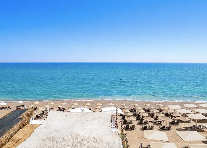 Berry Blue Hotels Side
