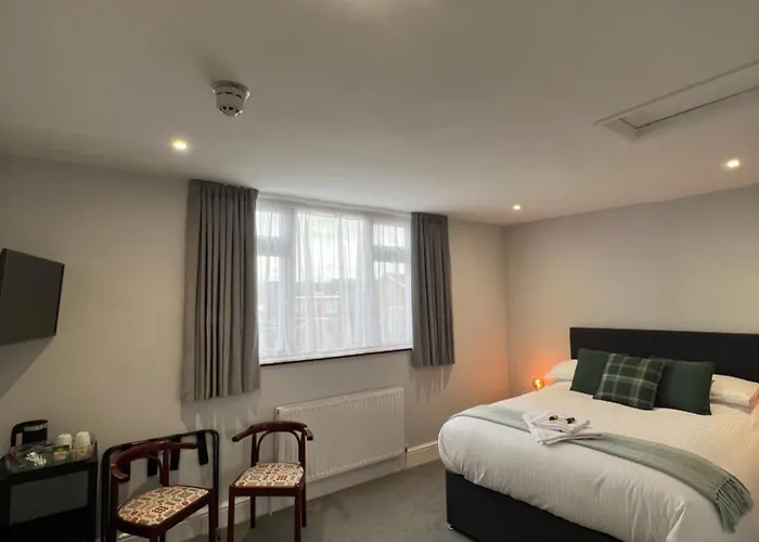 Brynhyfryd Guest House