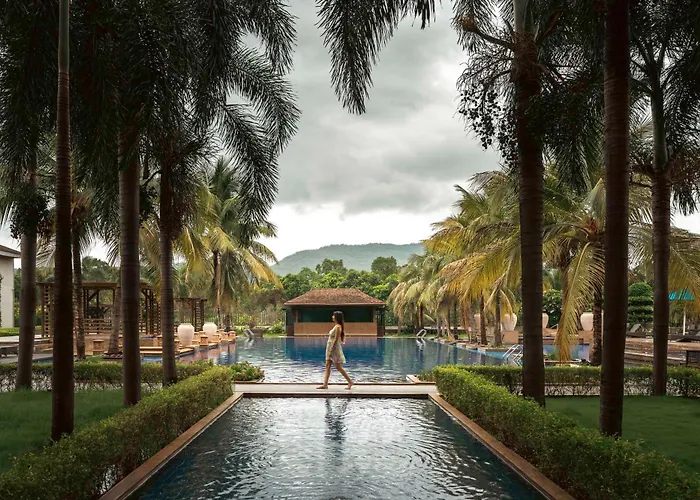 Radisson Blu Plaza Resort & Convention Centre Karjat